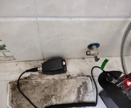 酒泉屋顶漏水维修公司分享下卫生间漏水的危害及解决方法